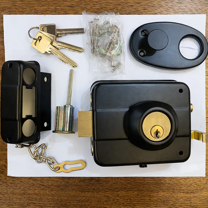 Hyland 5681 Night Latch And Rim Lock, view 2